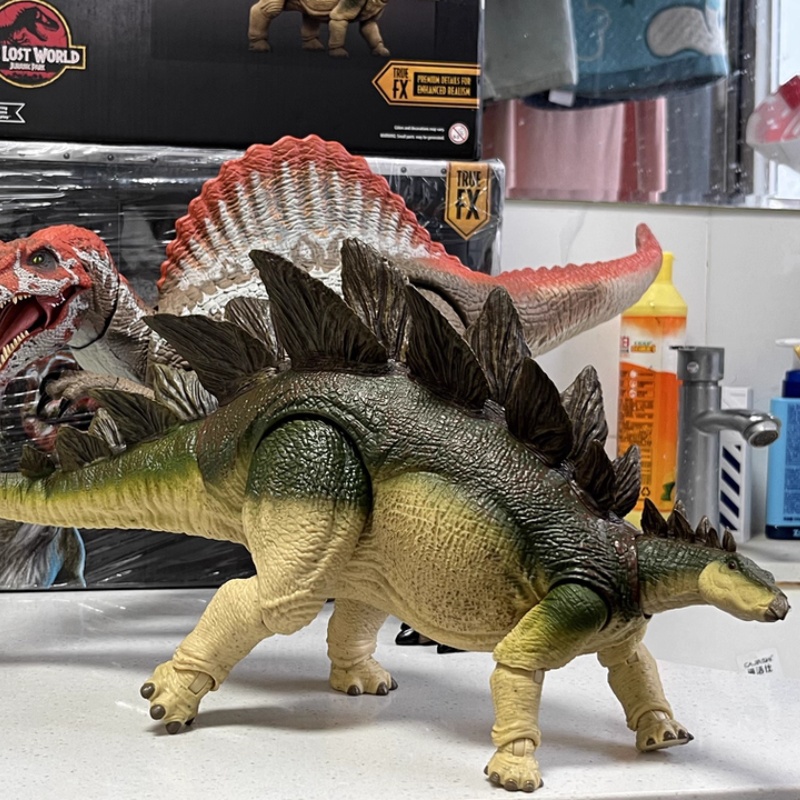 Jurassic World Stegosaurus Toy - Kids Toys Dinosaur review and price