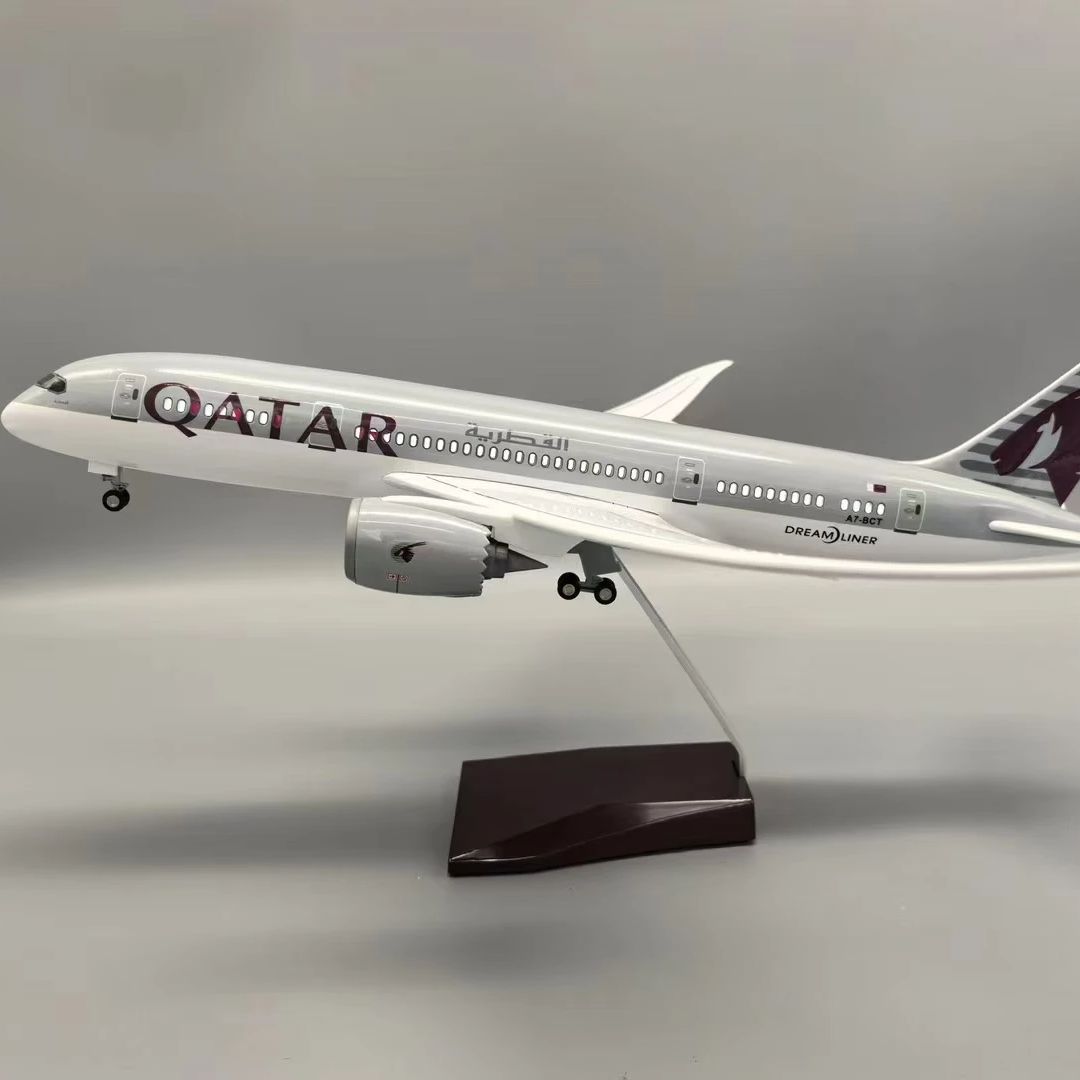 1:130 Scale 43cm 787  Jet Qata - Kids Toys Qatar review and price